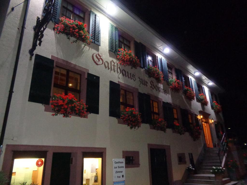 Gasthaus Zur Sonne Aesch (Basel-Landschaft) Exterior foto